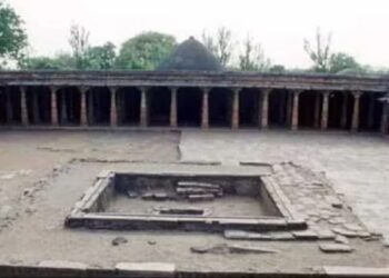 ‘1935 का आदेश कानून नहीं’, भोजशाला विवाद पर हाईकोर्ट में MP सरकार का रुख साफ, एडवोकेट जनरल ने कोर्ट में रखीं धार दरबार की पुरानी फाइलें