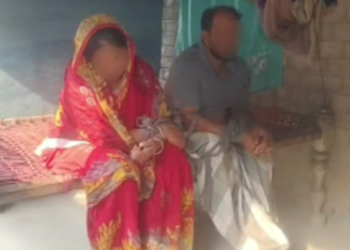 Bihar: मदरसा टीचर संग रंगे हाथ पकड़ी गई महिला, ग्रामीणों ने दोनों को बनाया बंधक