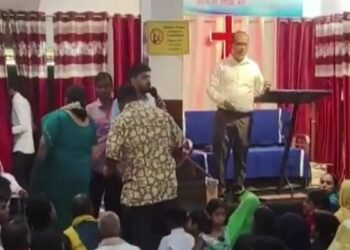 Bihar: प्रार्थना सभा के नाम पर धर्मांतरण का आरोप, विहिप-बजरंग दल ने रुकवाई सभा, पुलिस पहुंची मौके पर