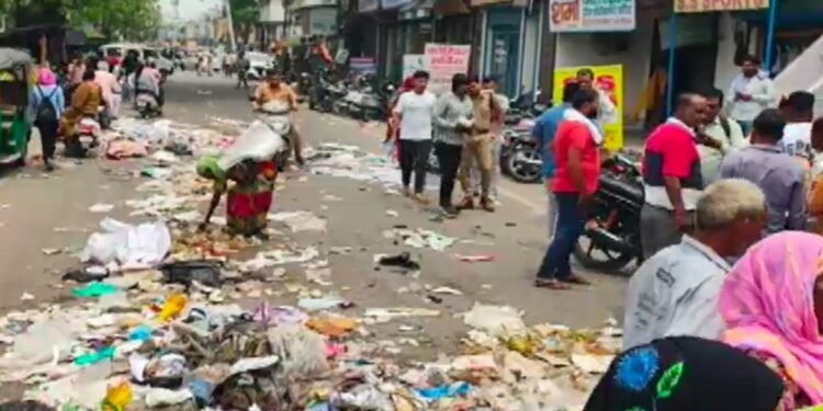 हरियाणा में हर तरफ कचरे का ढेर, सड़कों पर नहीं हो रही है सफाई… 14 तक हड़ताल पर हैं कर्मचारी