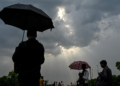Rain Alert: दिल्ली-हरियाणा समेत इन राज्यों में भी आंधी-बारिश, राजस्थान में भीषण लू का अलर्ट