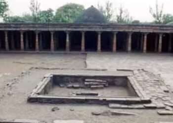 ‘धार का भोजशाला मंदिर है…’ हाई कोर्ट ने हिंदू पक्ष की मांग पर लगाई मोहर