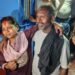 60 साल के बुजुर्ग पर आया 22 की लड़की का दिल, ग्रामीणों ने मंदिर में करवा दी शादी, Video वायरल