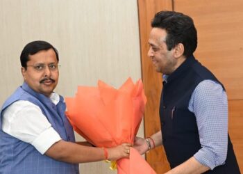 संजय प्रसाद बीजेपी के राष्ट्रीय अध्यक्ष नितिन नवीन से क्यों मिले? चर्चा में यूपी की सियासत