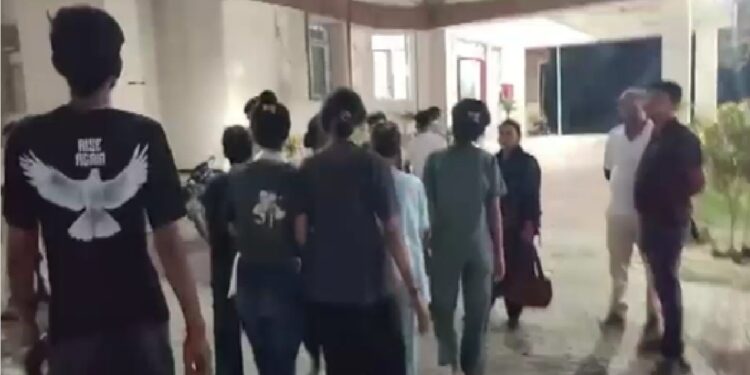 प्रेग्नेंट मिली नाबालिग डांसर, ऑर्केस्ट्रा की आड़ में बच्चियों के सेक्स रैकेट का भंडाफोड़