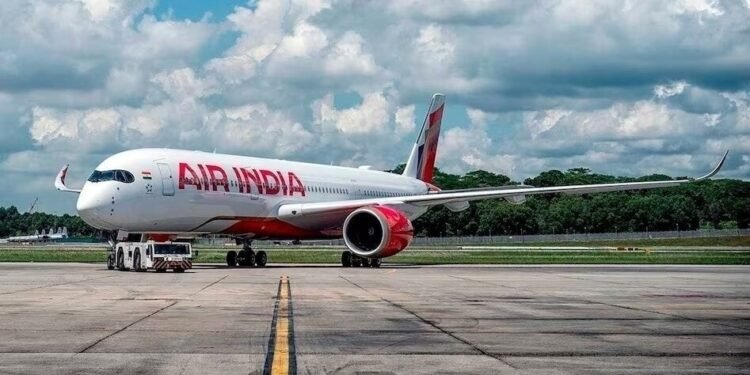 एअर इंडिया विमान के साथ बेंगलुरु में हादसा, लैंडिंग के समय जमीन से टकराया पिछला हिस्सा; उड़ानें रद्द