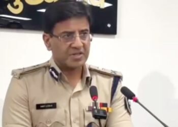 बिहार में अब मनचलों की खैर नहीं! पार्कों में लगेंगे ‘पैनिक बटन’; दबाते ही 11 मिनट में पहुंचेगी डायल 112 की टीम
