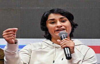 Vinesh Phogat को बड़ी राहत: दिल्ली हाई कोर्ट ने दी एशियन गेम्स के ट्रायल में भाग लेने की अनुमति