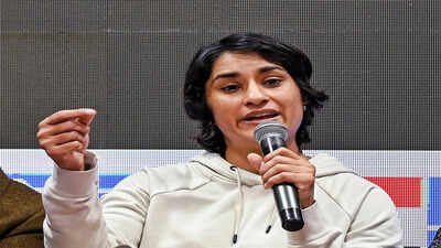 Vinesh Phogat को बड़ी राहत: दिल्ली हाई कोर्ट ने दी एशियन गेम्स के ट्रायल में भाग लेने की अनुमति