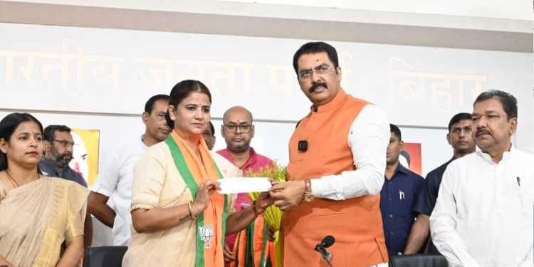 RJD को झटका, तेजस्वी की करीबी रहीं रितु जायसवाल बीजेपी में शामिल