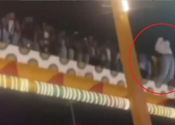 टूटी झूले की सीट बेल्ट, पलटकर पाइप पर गिरा और फिर 20 फीट नीचे, मेले में शख्स की दर्दनाक मौत