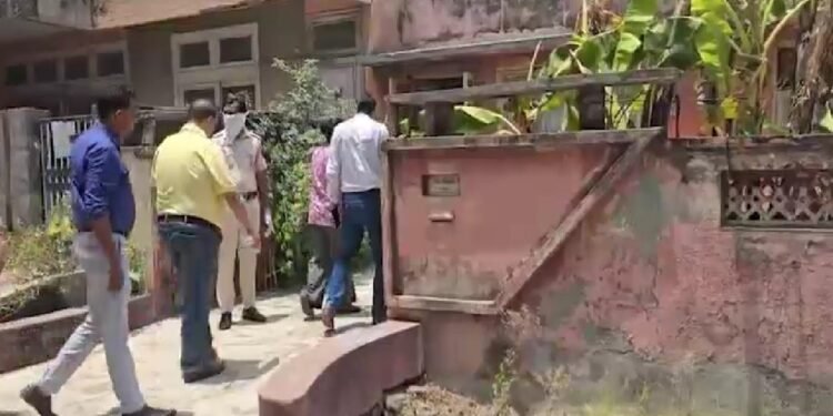 घर के अंदर दो महिलाओं की लाशें…2 दिन बाद काम पर पहुंची मेड तो हुआ खुलासा