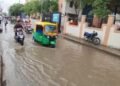 आधे घंटे की बारिश में ही पानी-पानी हुआ दरभंगा, DMCH से सड़क तक मचा हाहाकार, नगर निगम की खुली पोल