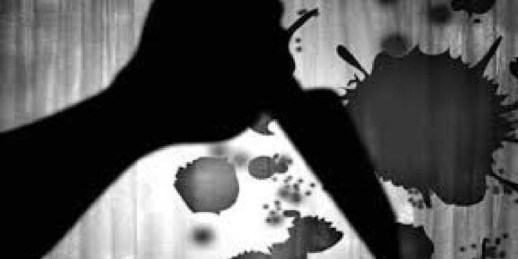 दिल्ली: मॉडल टाउन में खूनी वारदात, 25 वर्षीय युवक की चाकुओं से गोदकर हत्या