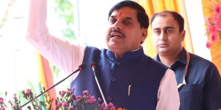 राजीव गांधी यूनिवर्सिटी पर MP सरकार के कदम से भड़की कांग्रेस, बोलीं- शहीद PM की विरासत मिटाने की कोशिश