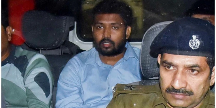 सिर पर लटकी गिरफ्तारी की तलवार, कोचिंग सेंटर सील होने का खतरा… अब क्या करेंगे पटना वाले खान सर?