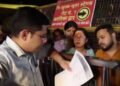 200 रुपये का टिकट 2500 में बेचा! महाकाल मंदिर में भस्म आरती के नाम पर अवैध वसूली, आधी रात को निकले प्रशासक