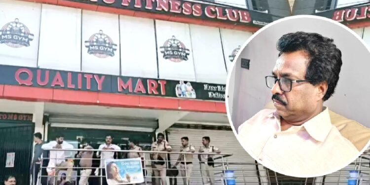 जिम, मॉल और 14 प्लॉट… अफसर की सैलरी थी 2.5 करोड़, प्रॉपर्टी मिली 11 करोड़ की, बोला- पत्नी सिलाई से कमाती है