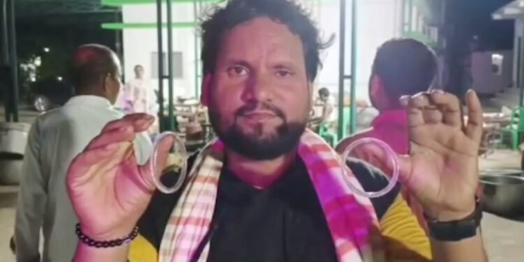 राबड़ी देवी ने छोटू छलिया को भेंट किया हीरा जड़ा कंगन, JDU बोली- इस मामले का तुरंत संज्ञान ले ईडी