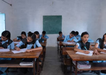 दिल्ली: नौवीं में फेल छात्रों को मिलेगा दूसरा मौका! ड्रॉपआउट रोकने की पहल