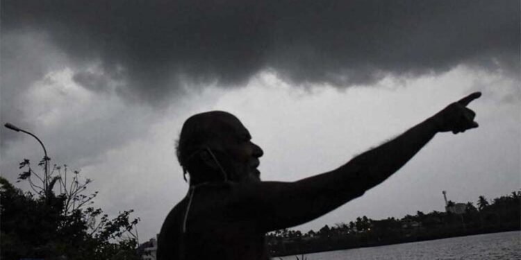 Delhi Weather: मॉनसून के लिए दिल्ली अभी दूर…इस महीने नहीं होगी एंट्री! जानें मौसम का हाल