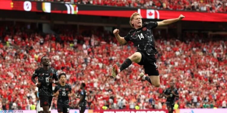 FIFA World Cup 2026: कनाडा ने रचा इतिहास, कतर को 6-0 से रौंदकर दर्ज की विश्व कप की पहली जीत