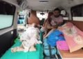 80 साल की बुजुर्ग ने न्याय के लिए एम्बुलेंस से तय किया 1000 किलोमीटर का सफर, 2 करोड़ की जमीन बचाने इंदौर पहुंचीं