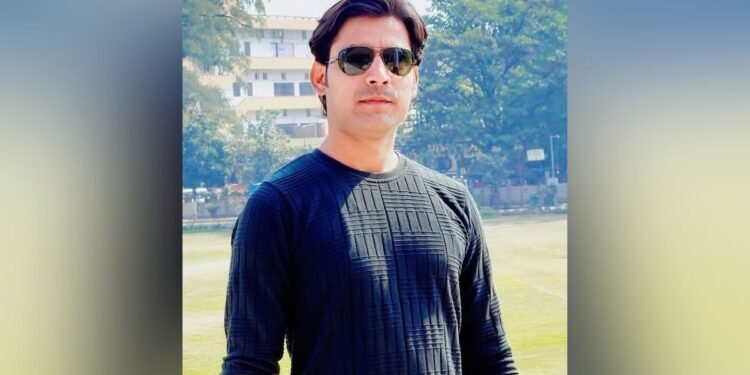 भरत तिवारी केस में बड़ा एक्शन, एनकाउंटर में शामिल पुलिसकर्मियों पर FIR दर्ज