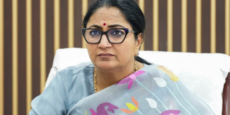 दिल्ली की सड़कों का कायाकल्प: ₹658 करोड़ से चमकेगी 270 किमी सड़क, रेखा सरकार की मंजूरी