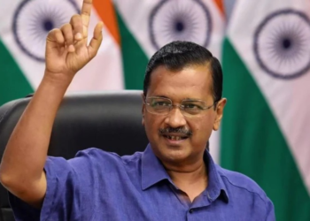 अयोध्या में बोले केजरीवाल, चंदा चोरी में FIR दिखावा, बड़े लोगों को बचाने की कोशिश