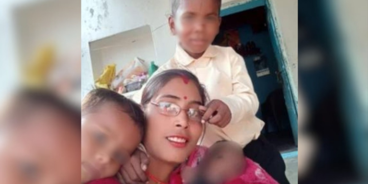 भागवत में किया डांस, पति ने पत्नी और दो मासूम बच्चों की कुल्हाड़ी से काट डाला, फिर दे दी जान