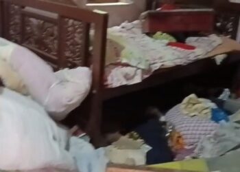पहले हाथ-पैर बांधे, फिर आंखों पर पट्टी… रिटायर्ड टीचर के घर में 30 लाख की डकैती, बंदूक दिखाकर की वारदात