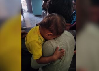 सर्दी हुई तो डेढ़ साल के मासूम को अस्पताल ले गया परिवार, इलाज के बाद चली गई आंखों की रोशनी