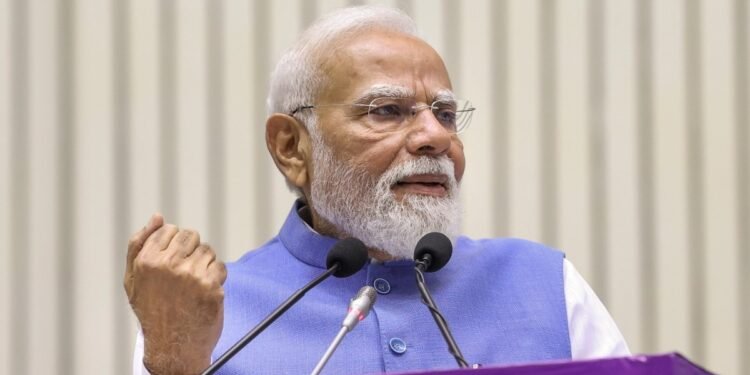 PM मोदी की सभी विभागों के सचिवों संग बैठक, इन दो मुद्दों पर हुई करीब 4 घंटे चर्चा
