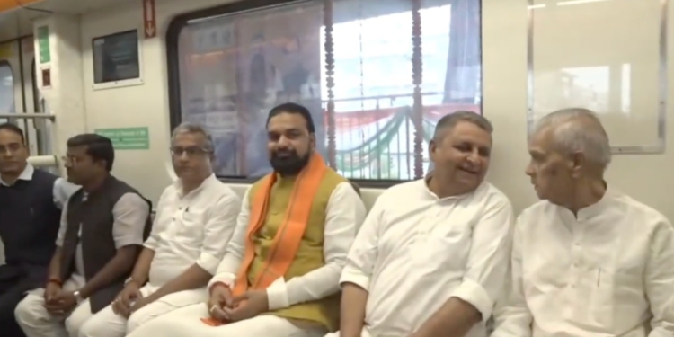 बिहार: पटना मेट्रो को मिली नई रफ्तार, सीएम सम्राट चौधरी ने मलाही पकड़ी चौक मेट्रो स्टेशन का किया उद्घाटन