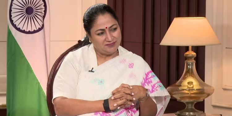 बढ़ेंगे चार्जिंग स्टेशन, खरीदारों को तगड़ी छूट और… नई EV पॉलिसी के लिए कितनी तैयार है दिल्ली