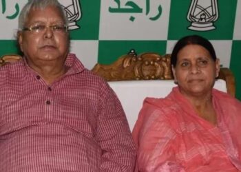 बिहार: सरकार ने बदला फैसला, लालू-राबड़ी को फिर मिली Z श्रेणी की सुरक्षा और बुलेटप्रूफ गाड़ी