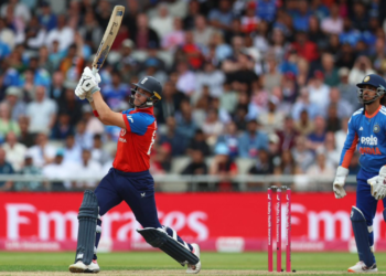 IND vs ENG: दूसरे T20 में टीम इंडिया को मिली हार, इंग्लैंड ने 4 विकेट से जीती बाजी