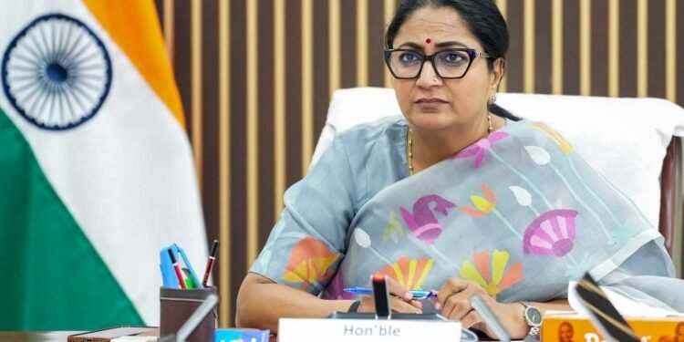 मिडिल ईस्ट में हालात सुधरे, दिल्ली सरकार ने खत्म किया वर्क फ्रॉम होम