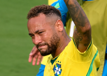 Neymar Retirement: वर्ल्ड कप से बाहर होते ही नेमार ने इंटरनेशनल फुटबॉल को कहा अलविदा, 16 साल के शानदार करियर का हुआ अंत
