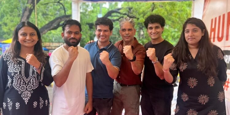 कॉकरोच जनता पार्टी ने किया ‘संसद मार्च’ का ऐलान, सोनम वांगचुक ने की खास अपील