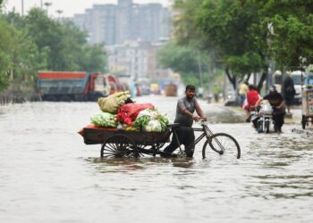 गाजियाबाद से दिल्ली तक बारिश बनी काल! अलग-अलग हादसों में 2 मासूमों की मौत