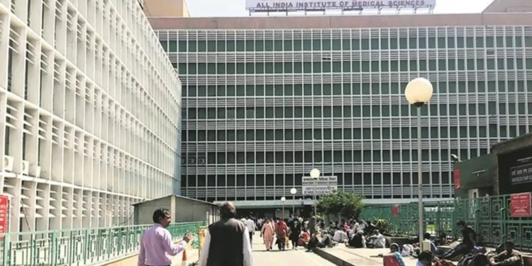 Exclusive: तारीख पर तारीख… ढाई साल बाद आएगा नंबर! AIIMS दिल्ली की वेटिंग लिस्ट ने खोली स्वास्थ्य व्यवस्था की पोल