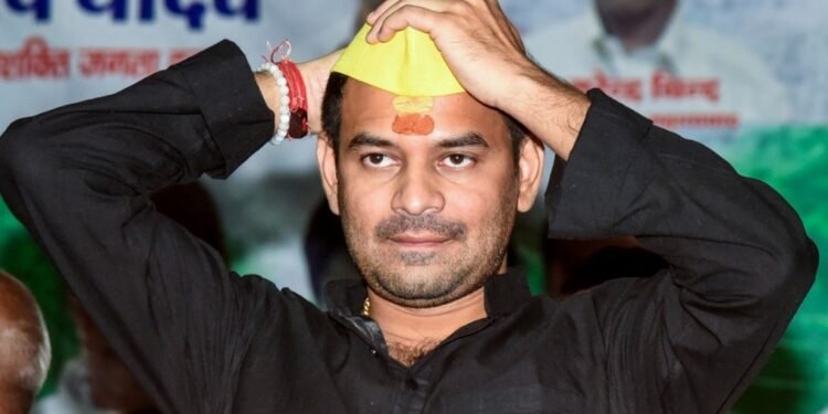 ‘बिहार सरकार बहुत जल्द गिरने वाली है’,  तेज प्रताप यादव का बड़ा दावा
