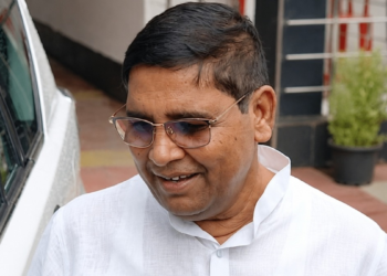 एयरपोर्ट जैसी सुविधा, EV पर सब्सिडी… परिवहन मंत्री दामोदर रावत ने बताई सरकार की बड़ी योजना