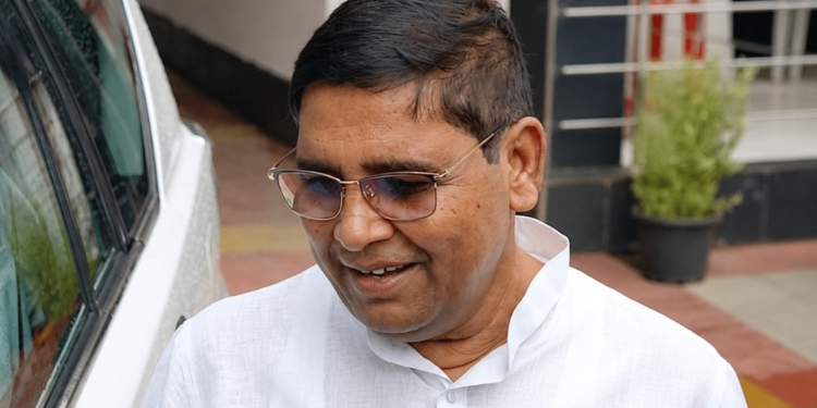 एयरपोर्ट जैसी सुविधा, EV पर सब्सिडी… परिवहन मंत्री दामोदर रावत ने बताई सरकार की बड़ी योजना