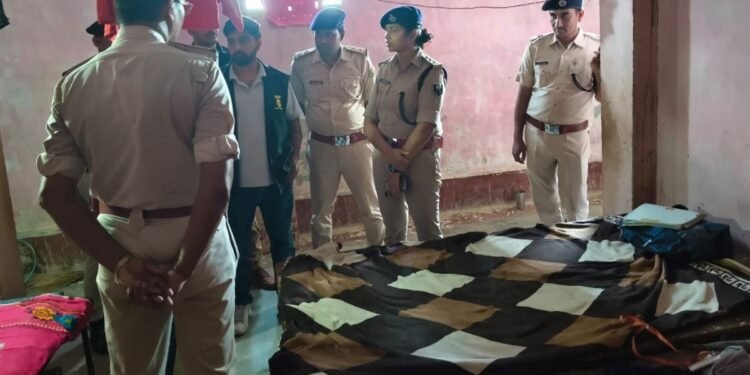 हॉस्टल में बेड पर मिला 10 वर्षीय छात्र का शव, परिजनों ने शिक्षकों पर लगाया पीट-पीटकर हत्या का आरोप