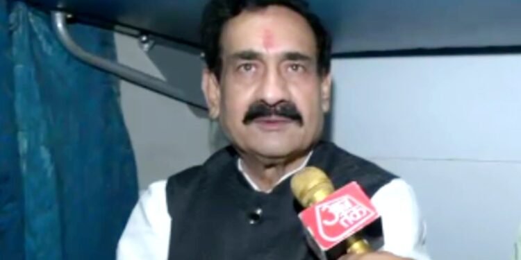 ‘ट्रेन सफर’ से नरोत्तम मिश्रा का एक्सक्लूसिव इंटरव्यू: टिकट कटने के बाद पहली बार बोले पूर्व गृहमंत्री- यही परीक्षा की घड़ी है, कार्यकर्ता रखें संयम