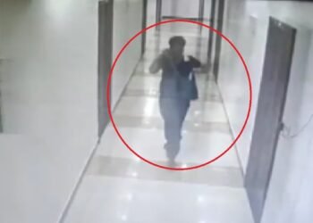 बेगूसराय के होटल में ठहरा कारोबारी, कमरे से 3 लाख रुपये और मोबाइल चोरी, CCTV में कैद हुई पूरी वारदात
