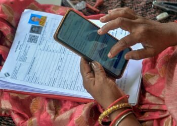 SIR का फॉर्म भरने में चकराया दिमाग? BLO ने 3 स्टेप में बताया सबसे आसान तरीका